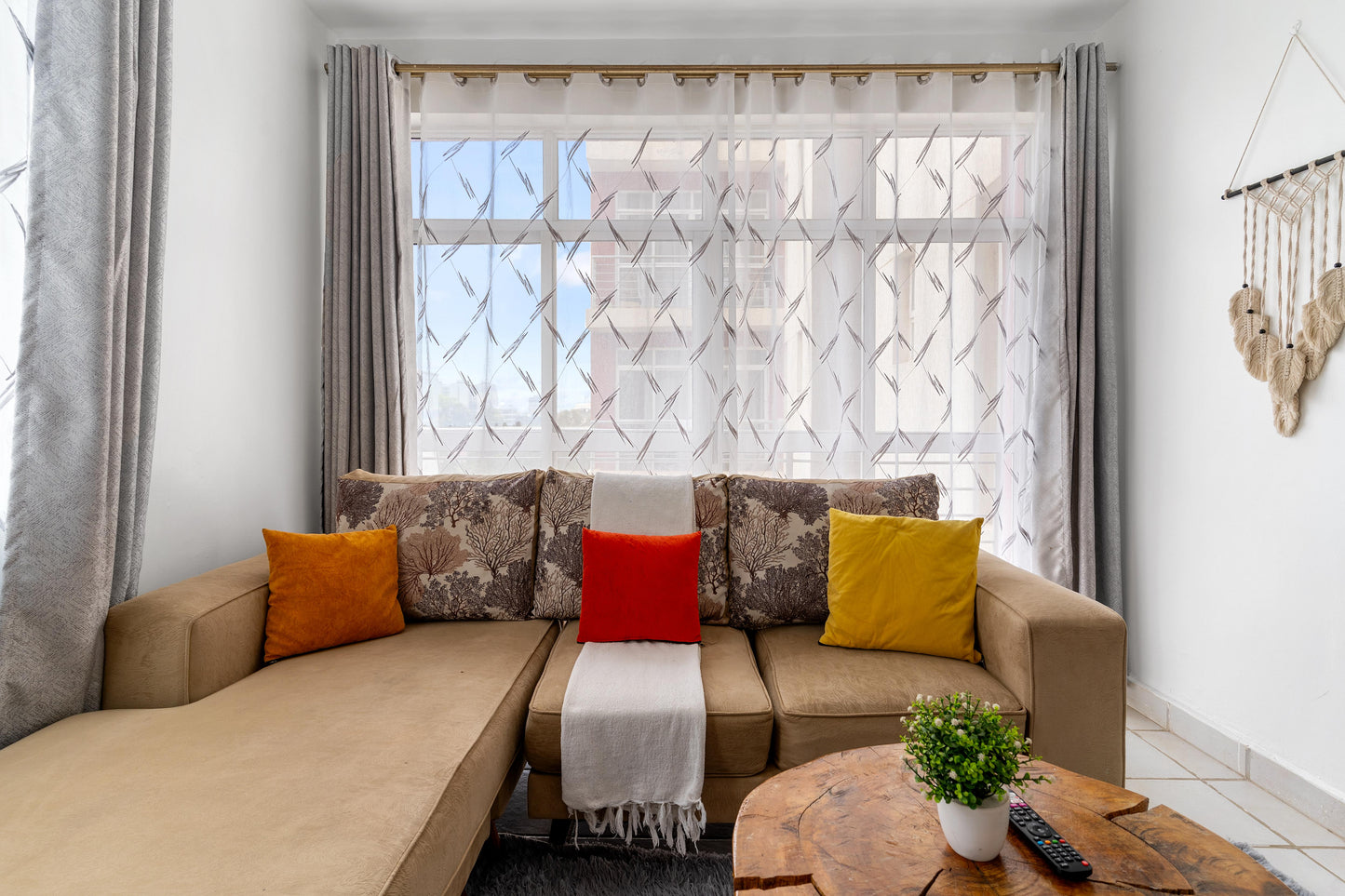 1Br Apt | Near Junction Mall & Karen | Pool & Gym