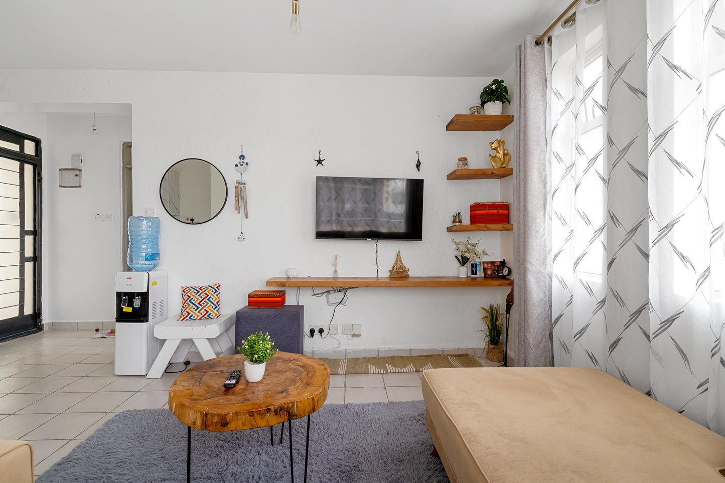 1Br Apt | Near Junction Mall & Karen | Pool & Gym