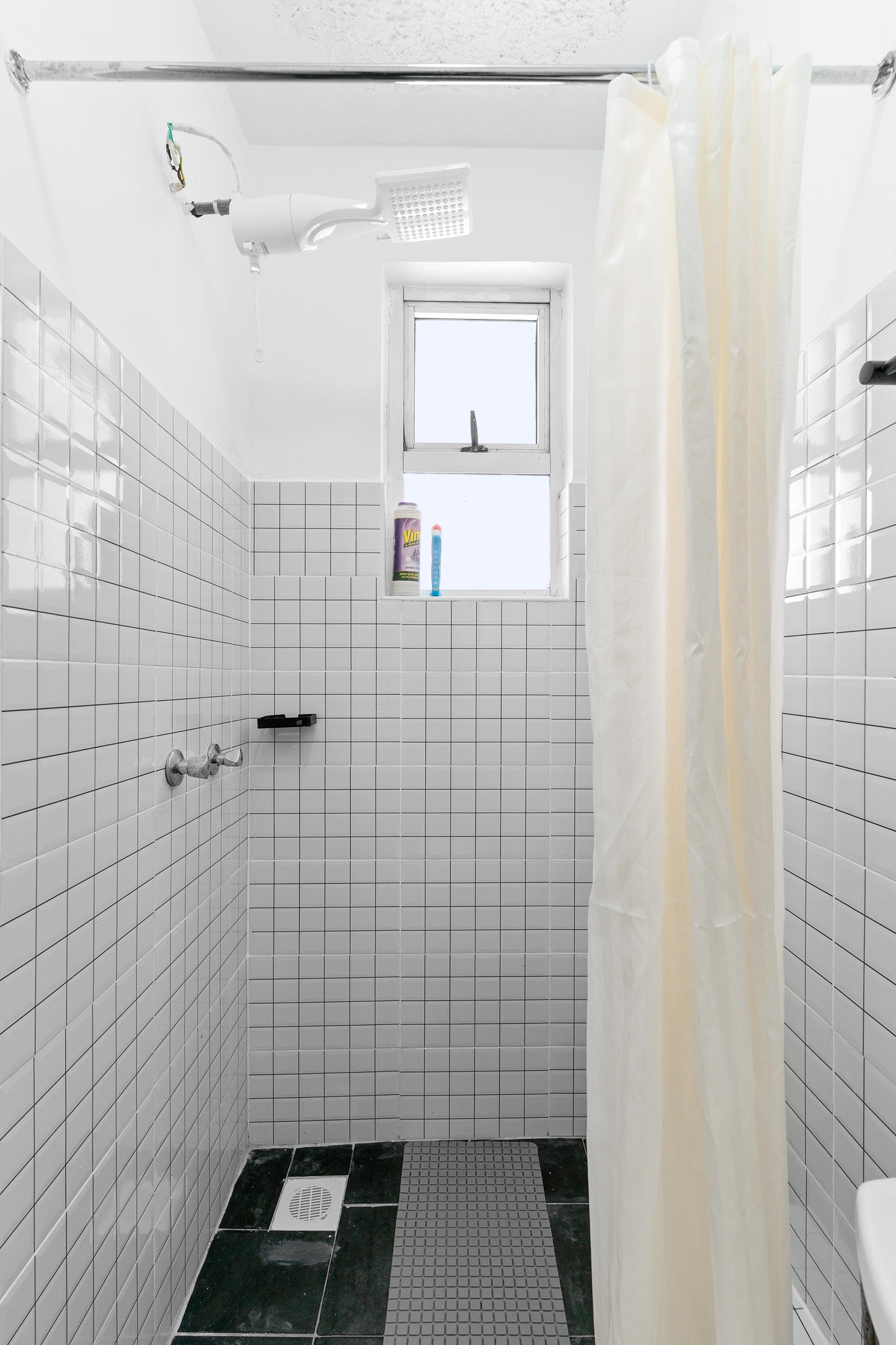 1Br Apt | Near Junction Mall & Karen | Pool & Gym